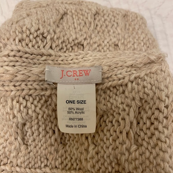 J Crew Snood - Picture 4 of 4